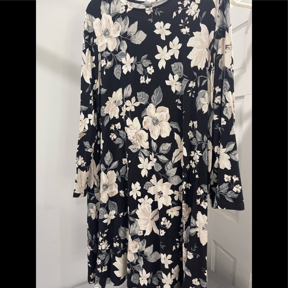 Old Navy Shift dress